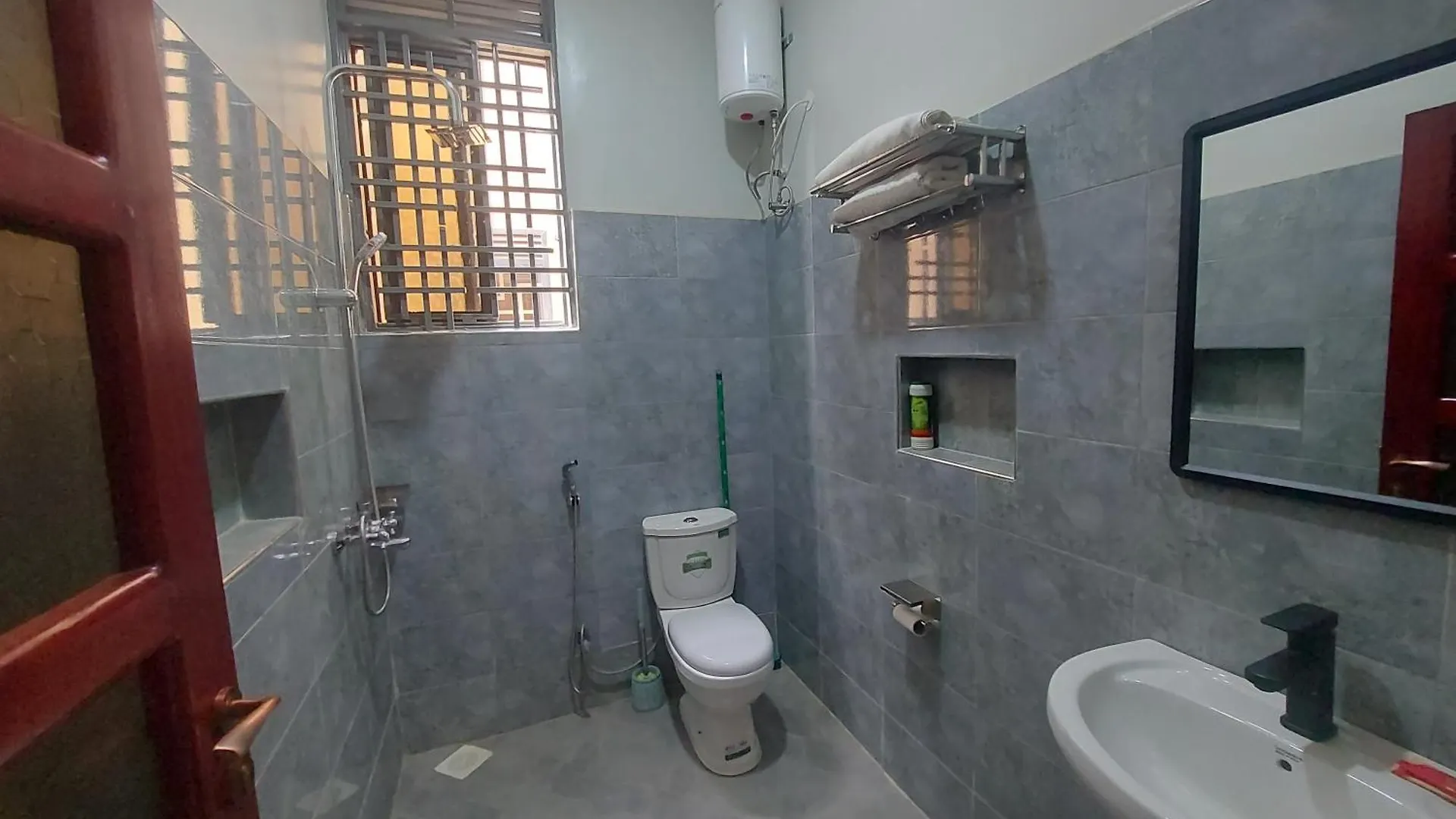 Apartment Precious Bahai Nest 1Br